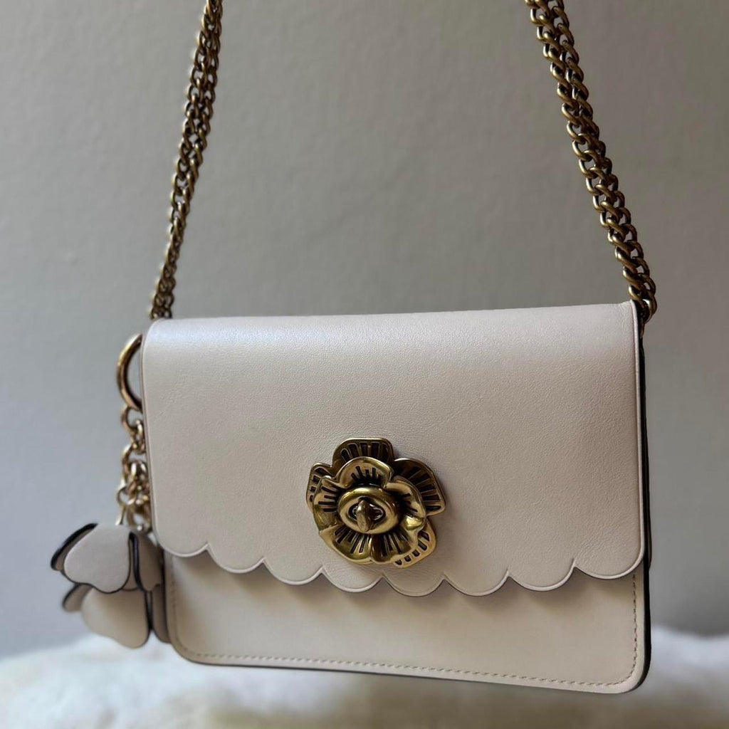 Coach Bowery Crossbody With Tea Rose Turnlock