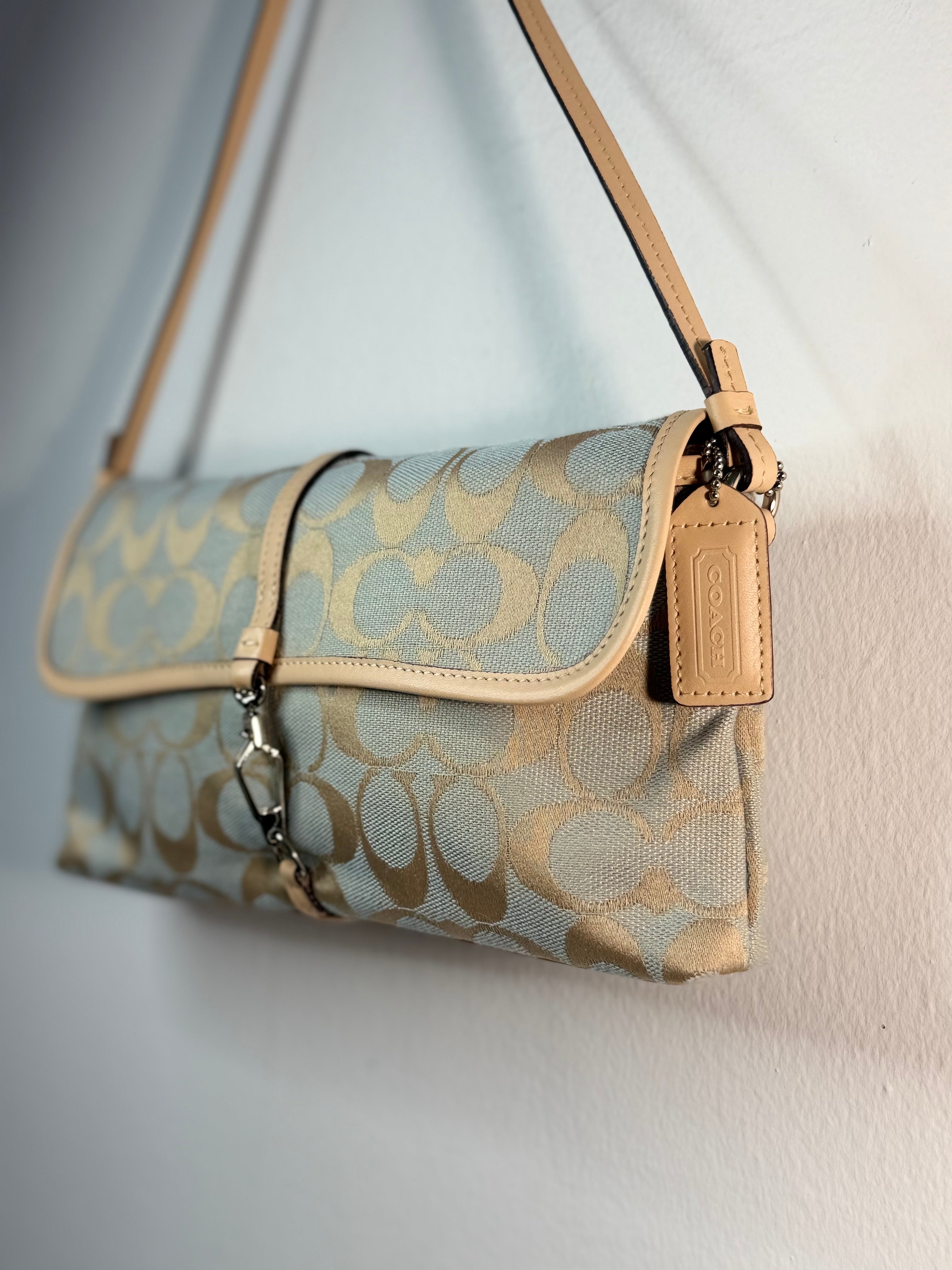 Coach 6348 Signature Hampton Baguette Shoulder Bag Vachetta leather