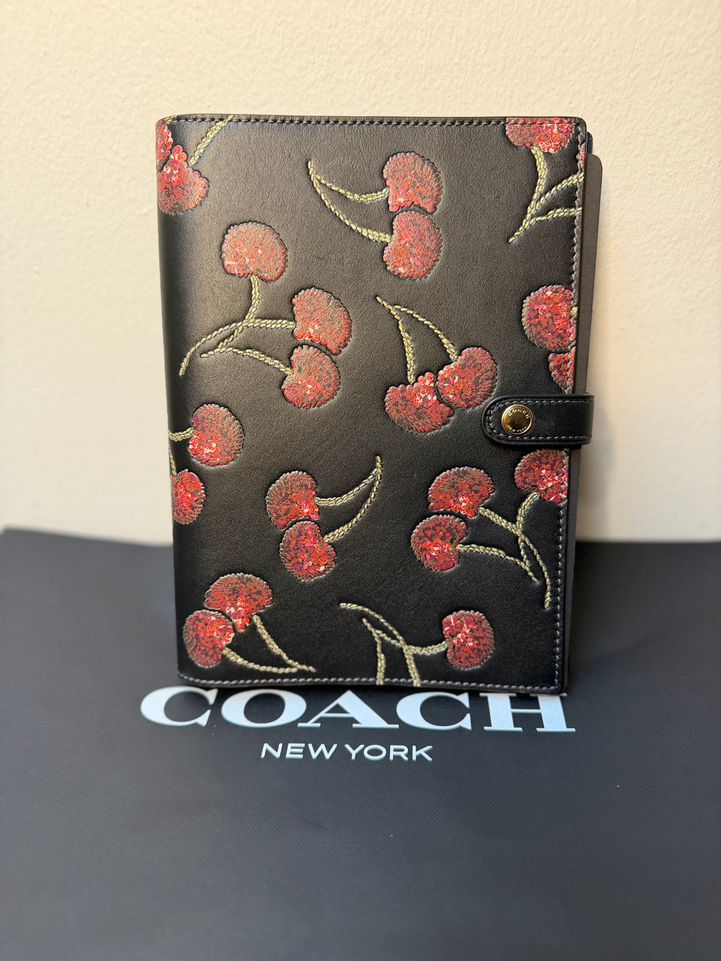 Coach Notebook With Black Cherry In Leather/Black Print