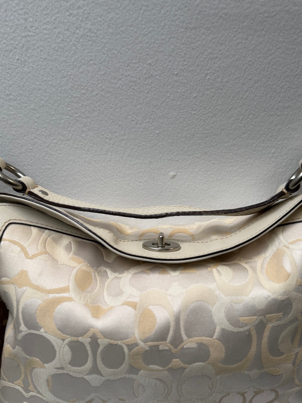 Coach Chelsea Optic White 10143 Signature Shoulder Bag