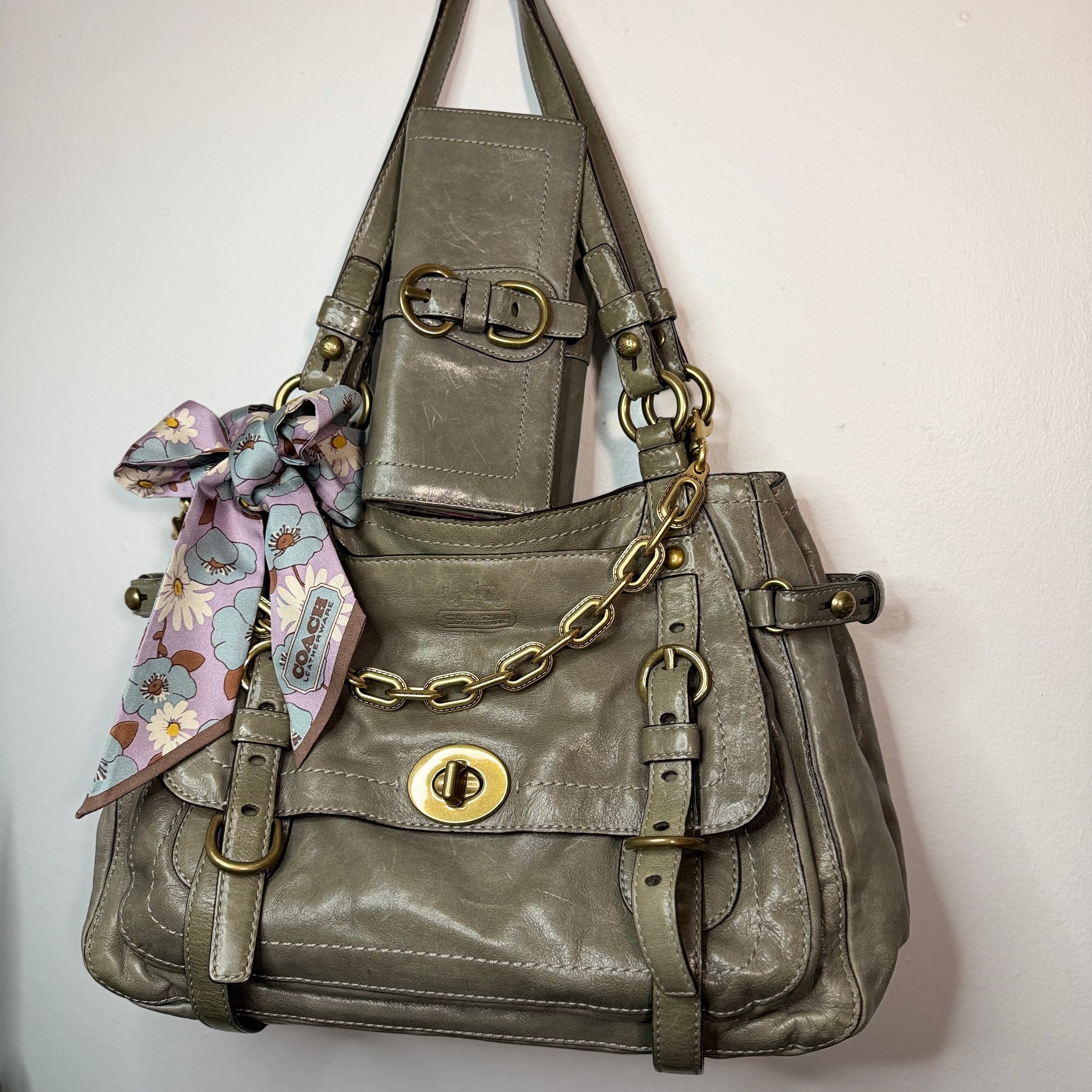 Coach 65th Anniversary Legacy Garcia 12705 Grey & Wallet