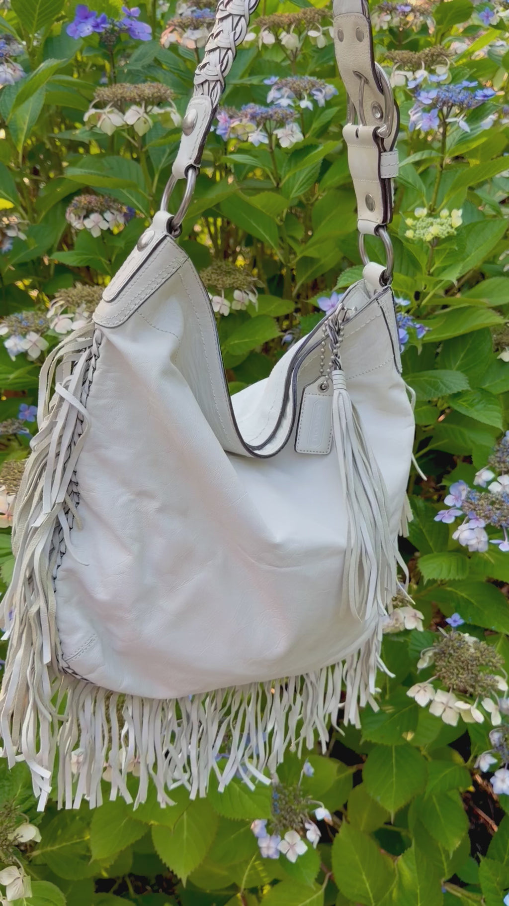 Rare Limited Coach Soho Fringe Kiki Hobo Shoulder Hobo Bag  Leather 11913 White