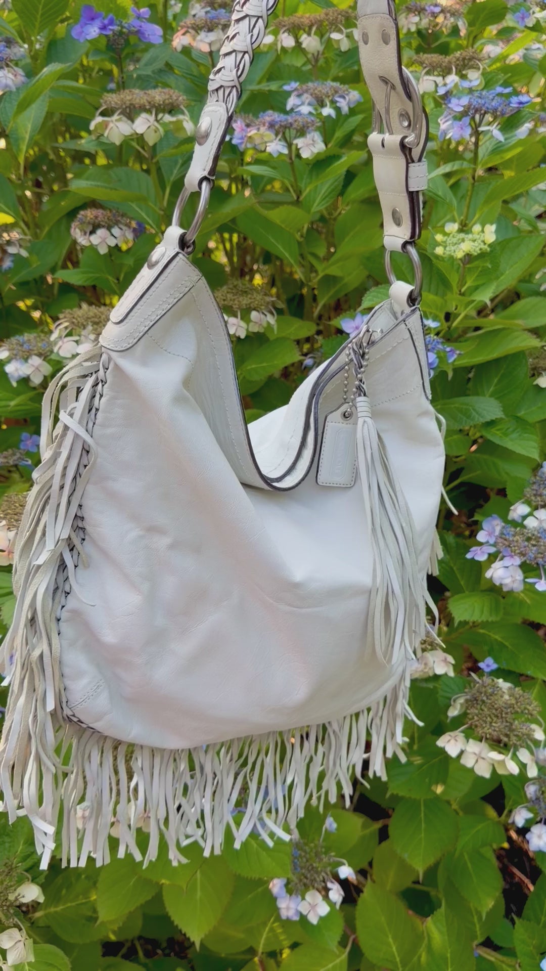 Rare Limited Coach Soho Fringe Kiki Hobo Shoulder Hobo Bag  Leather 11913 White